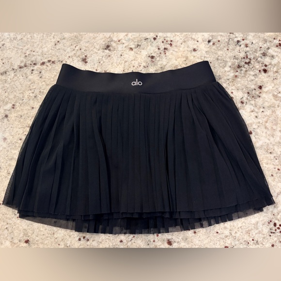 ALO Mesh Baseline Tennis Skirt Small Black - Picture 3 of 5